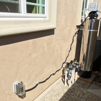 J C S Water Filtration Systems - The power adapter wire is neatly tied down to the wall. - Water Purification Services Near Me - Montclair, California J C S Water Filtration Systems - The power adapter wire is neatly tied down to the wall. - Water Purification Services Near Me - Montclair, California