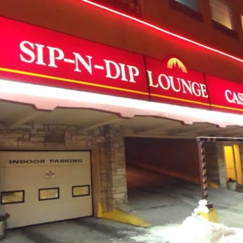 Sip 'n Dip Lounge - Outside... you'd never know. - Lounges Near Me - Great Falls, Montana