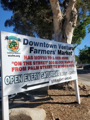 Ventura Farmers' Market (Downtown) by null