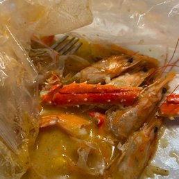 Tiny pieces of SMALL chopped parts of the king crab with little to no meat. BIG SCAM.