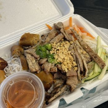 Pho Cali - Vietnamese Fried Spring Roll and Grilled Pork Over Vermicelli - Vietnamese Near Me - Philadelphia, Pennsylvania Pho Cali - Vietnamese Fried Spring Roll and Grilled Pork Over Vermicelli - Vietnamese Near Me - Philadelphia, Pennsylvania