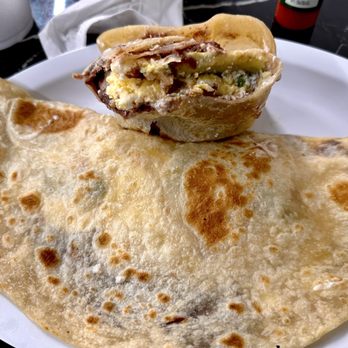 Delicias El Catrachito - Baleadas con Huevo - Honduran Near Me - Chicago, Illinois Delicias El Catrachito - Baleadas con Huevo - Honduran Near Me - Chicago, Illinois