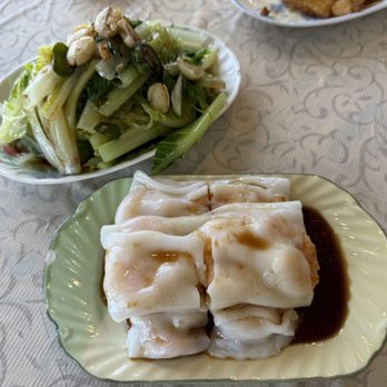 Pacific Lighthouse Restaurant - shrimp rice rolls, garlicky steamed lettuce - Dim Sum Near Me - Alameda, California Pacific Lighthouse Restaurant - shrimp rice rolls, garlicky steamed lettuce - Dim Sum Near Me - Alameda, California