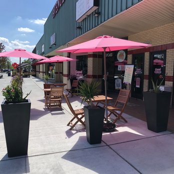 Good Cakes and Bakes - Outside seating - Bakeries Near Me - Detroit, Michigan