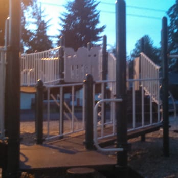 Max Patterson Park - Just before dark. - Parks Near Me - Gladstone, Oregon