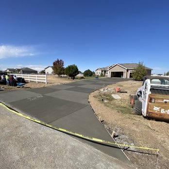 I&B Concrete - Driveway - Masonry/Concrete Near Me - Strasburg, Colorado I&B Concrete - Driveway - Masonry/Concrete Near Me - Strasburg, Colorado