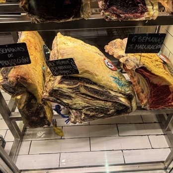1881 per Sagardi - Steak display case - Mediterranean Near Me - Barcelona, B 1881 per Sagardi - Steak display case - Mediterranean Near Me - Barcelona, B