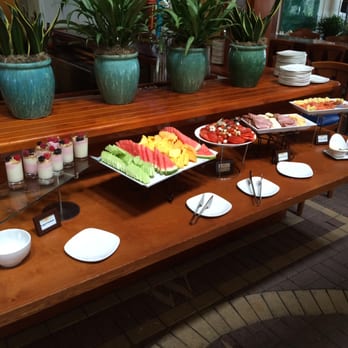 South Seas - Breakast Buffet with Fresh Fruit and Smoked Salmon - Resorts Near Me - Captiva, Florida