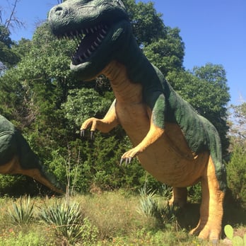 Dinosaur World - T. rex - Museums Near Me - Glen Rose, Texas