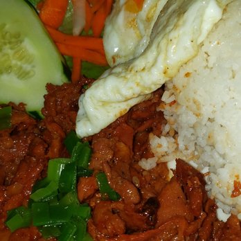 Pho Dai Loi 2 - #42 broken Jasmine rice w/pork slices & sunny side up eggs. - Vietnamese Near Me - Atlanta, Georgia Pho Dai Loi 2 - #42 broken Jasmine rice w/pork slices & sunny side up eggs. - Vietnamese Near Me - Atlanta, Georgia
