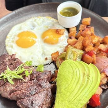 Pradera Brunch - Steak & Eggs - Breakfast & Brunch Near Me - Costa Mesa, California