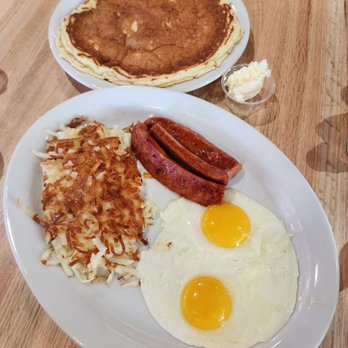 Batter Up Pancakes - Eggs and Linguica - Pancakes Near Me - Clovis, California