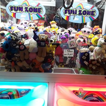 Whitestone Lanes - Bootlegged claw machine - Bowling Near Me - Flushing, New York Whitestone Lanes - Bootlegged claw machine - Bowling Near Me - Flushing, New York