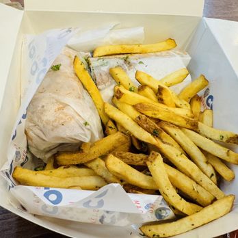 North Market - Blacken Fish Sandwich - Pickerel and fresh cut fries - Farmers Market Near Me - Columbus, Ohio North Market - Blacken Fish Sandwich - Pickerel and fresh cut fries - Farmers Market Near Me - Columbus, Ohio