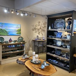 Edgecomb Potters Gallery - A "book store" of art