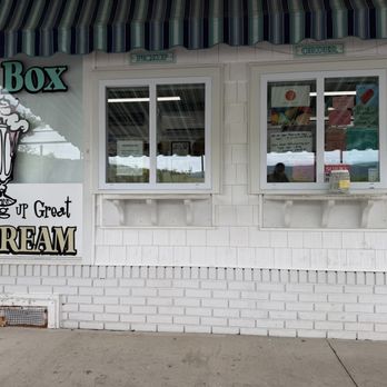 The Ice Box - Cute front - Ice Cream & Frozen Yogurt Near Me - Saxton, Pennsylvania The Ice Box - Cute front - Ice Cream & Frozen Yogurt Near Me - Saxton, Pennsylvania