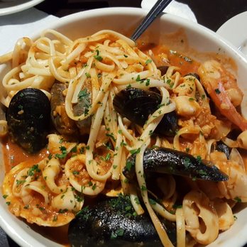 Biggie's - Seafood Fra Diavolo - Seafood Near Me - Carlstadt, New Jersey Biggie's - Seafood Fra Diavolo - Seafood Near Me - Carlstadt, New Jersey