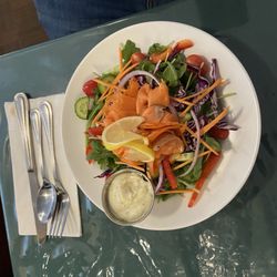 Café Campagne - Salmon Salad