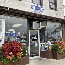 Amicis Deli