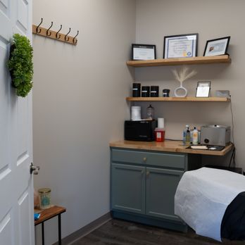 Renewal Skin Studio - Renewal Skin Studio's Waxing room, Located in Latham NY - Waxing Near Me - Latham, New York Renewal Skin Studio - Renewal Skin Studio's Waxing room, Located in Latham NY - Waxing Near Me - Latham, New York