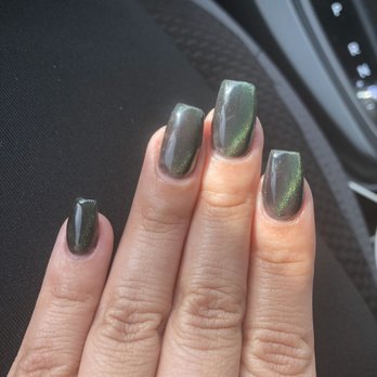 Lavish Nails - Nail Salons Near Me - Glendora, California