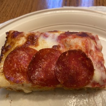 Papa Romano’s - a slice of pepperoni pizza - Pizza Near Me - Bloomfield Hills, Michigan Papa Romano’s - a slice of pepperoni pizza - Pizza Near Me - Bloomfield Hills, Michigan