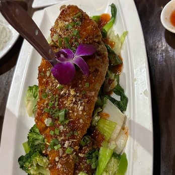 Nur Thai - Thai Near Me - Park, New York