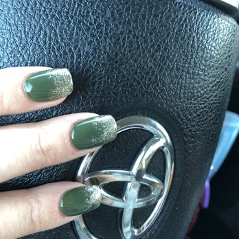 Net Nails - Green with ombré gold tips! - Nail Salons Near Me - Littleton, Colorado Net Nails - Green with ombré gold tips! - Nail Salons Near Me - Littleton, Colorado