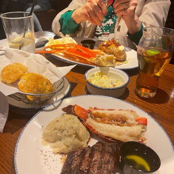 Red Lobster - Seafood Near Me - Pittsburg, California