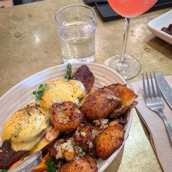 Kitchen Story - Blackstone Benedict - Breakfast & Brunch Near Me - Oakland, California Kitchen Story - Blackstone Benedict - Breakfast & Brunch Near Me - Oakland, California