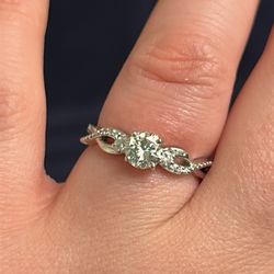 Ragnar Jewellers - Custom engagement ring