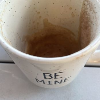 Kaleis - Mac nut latte - Hawaiian Near Me - Lahaina, Hawaii Kaleis - Mac nut latte - Hawaiian Near Me - Lahaina, Hawaii