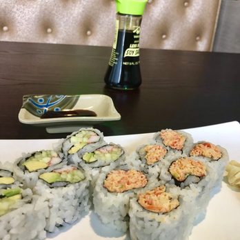 Hi Tokyo - California roll left, spicy crab roll right - Japanese Near Me - Belleville, Illinois