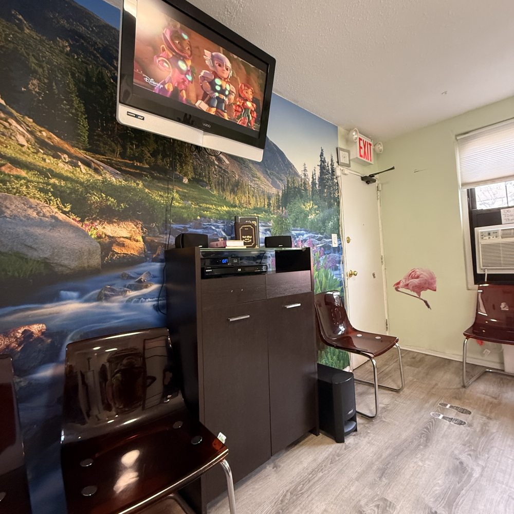 Pediatric Dentistry of Flushing - Waiting room - Pediatric Dentists Near Me - Queens, New York Pediatric Dentistry of Flushing - Waiting room - Pediatric Dentists Near Me - Queens, New York