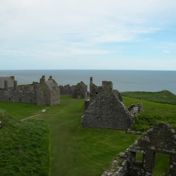 Dunnottar Castle - Landmarks & Historical Buildings Near Me