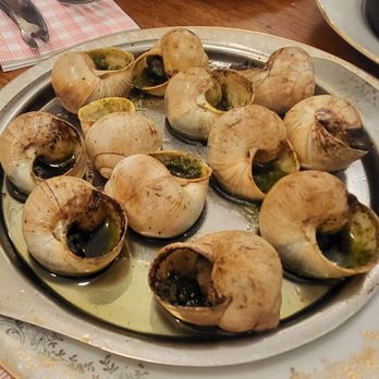 Les Petits Carreaux - Bakeries Near Me - Paris, 75