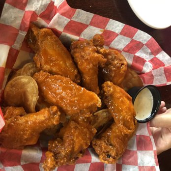 Pbody's - Buffalo wings - Burgers Near Me - Clarksville, Tennessee