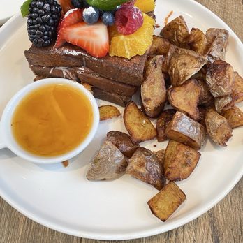 Peacock Pansy - Triple Cheese Monte Cristo - Breakfast & Brunch Near Me - San Francisco, California Peacock Pansy - Triple Cheese Monte Cristo - Breakfast & Brunch Near Me - San Francisco, California