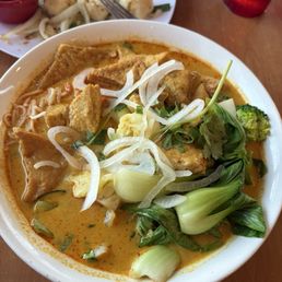 Spicy Coconut P34. Tom Kha Soup Spicy Coconut P34. Tom Kha Soup
