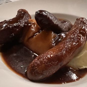 Madigans - Bangers & Mash - Pubs Near Me - Dublin, D