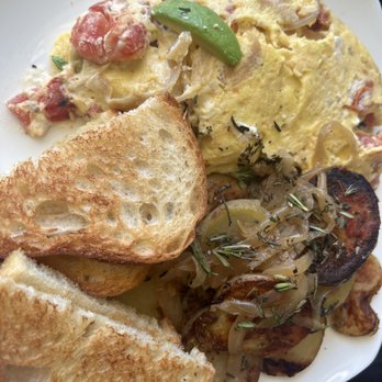 Hanna's Gourmet - Veggie omelette - Modern European Near Me - San Diego, California