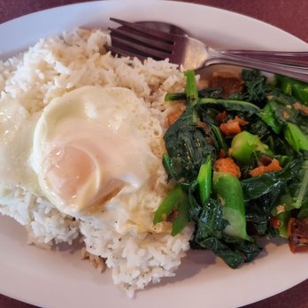 Siam Sunset - Crispy pork Chinese broccoli - Thai Near Me - Los Angeles, California