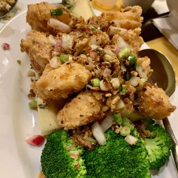 Present Restaurant - Shrimp in The Fresh Ocean - Vietnamese Near Me - Falls Church, Virginia