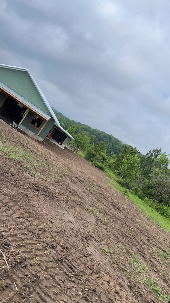 Slide of Thomas Construction