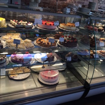 Pella's cafe - The baked goods - Breakfast & Brunch Near Me - Tampere, 11