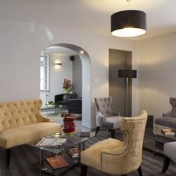 Hotel les Pierres Dorees