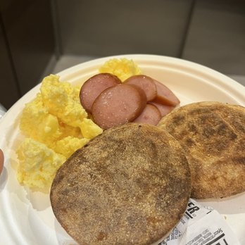 Tru by Hilton Florence I-95 - Room temperature powdered eggs and sliced kielbasa. - Hotels Near Me - Florence, South Carolina Tru by Hilton Florence I-95 - Room temperature powdered eggs and sliced kielbasa. - Hotels Near Me - Florence, South Carolina