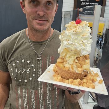 Sweet Bites N Ice - Regular $9.99 banana walnut sunday with added cheesecake bites ($3) - Desserts Near Me - Bakersfield, California Sweet Bites N Ice - Regular $9.99 banana walnut sunday with added cheesecake bites ($3) - Desserts Near Me - Bakersfield, California