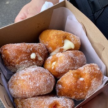 Leonard's Bakery - Bakeries Near Me - Honolulu, Hawaii