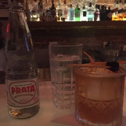 Pineapple Bar - Old fashioned with Sparkling Water